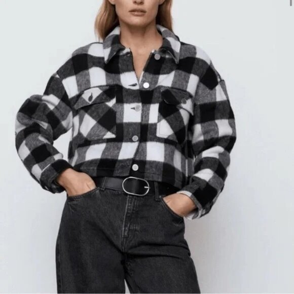 Zara Jackets & Blazers - Zara size xs Plaid Black and White Women's Cropped Jacket